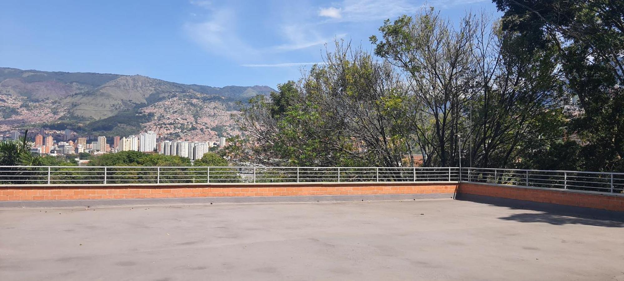 Apartamento Cerca A Plaza Mayor Medellín Eksteriør billede